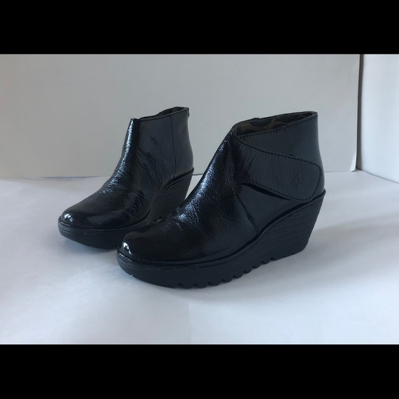 fly london wedge boots